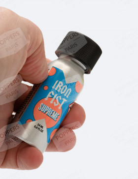 Poppers Iron Fist Supreme taille prise en main